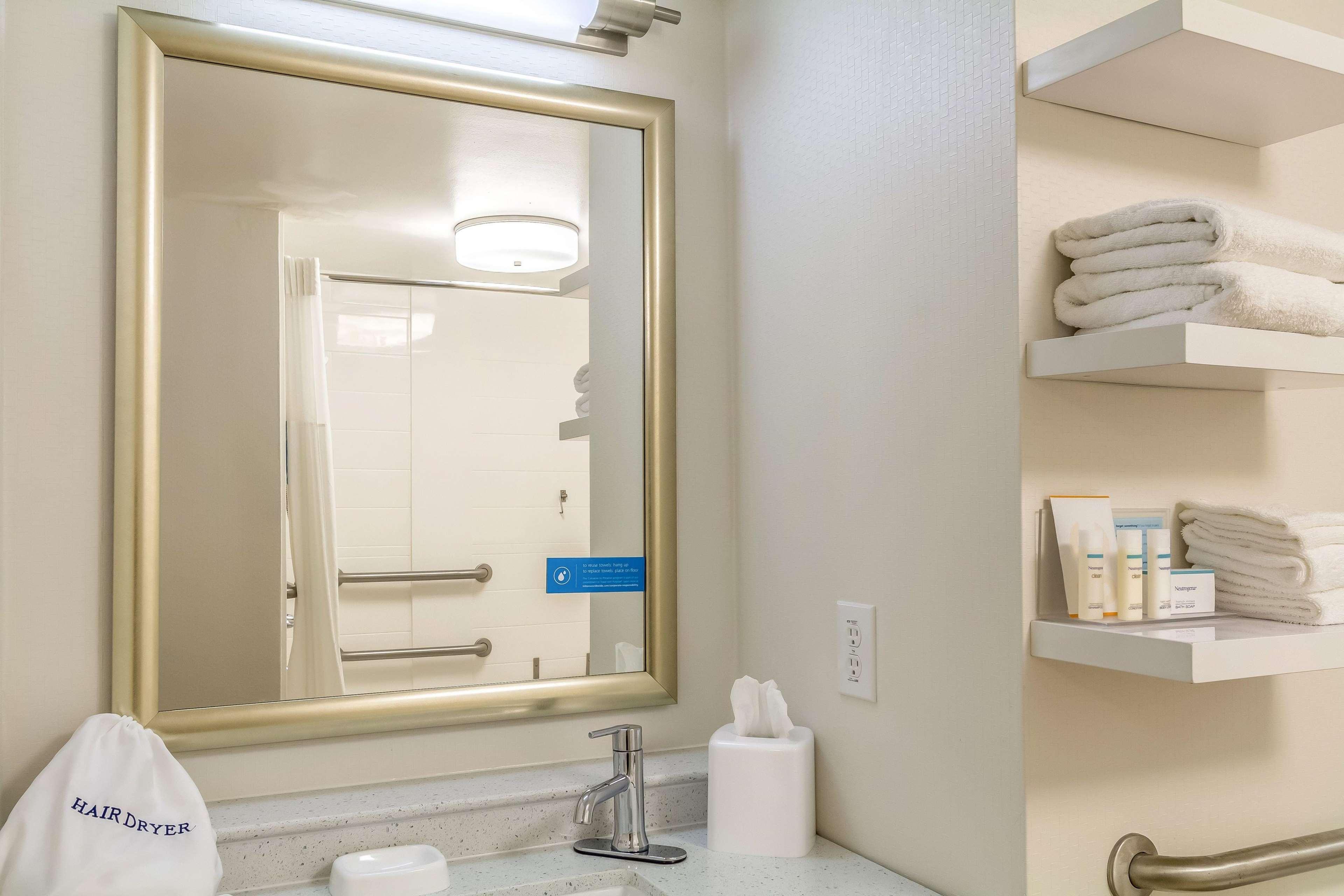 Hampton Inn Jackson Pearl Intrntl Airport Exterior foto