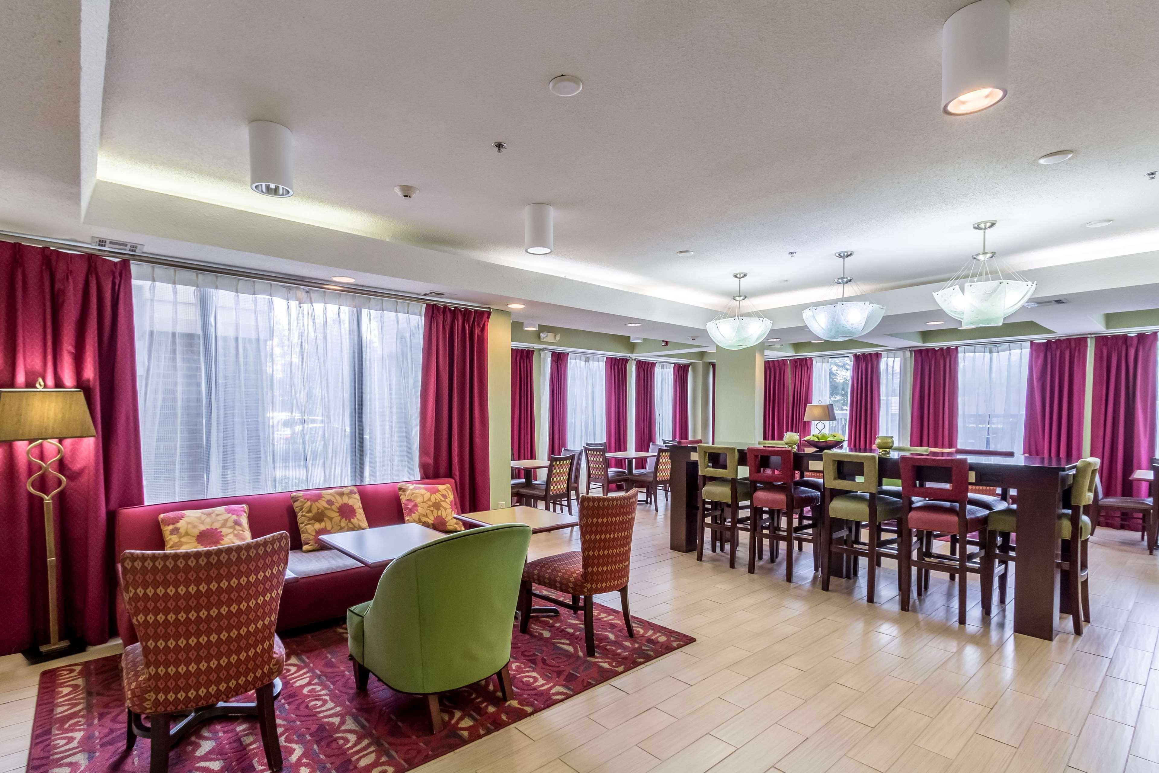 Hampton Inn Jackson Pearl Intrntl Airport Exterior foto